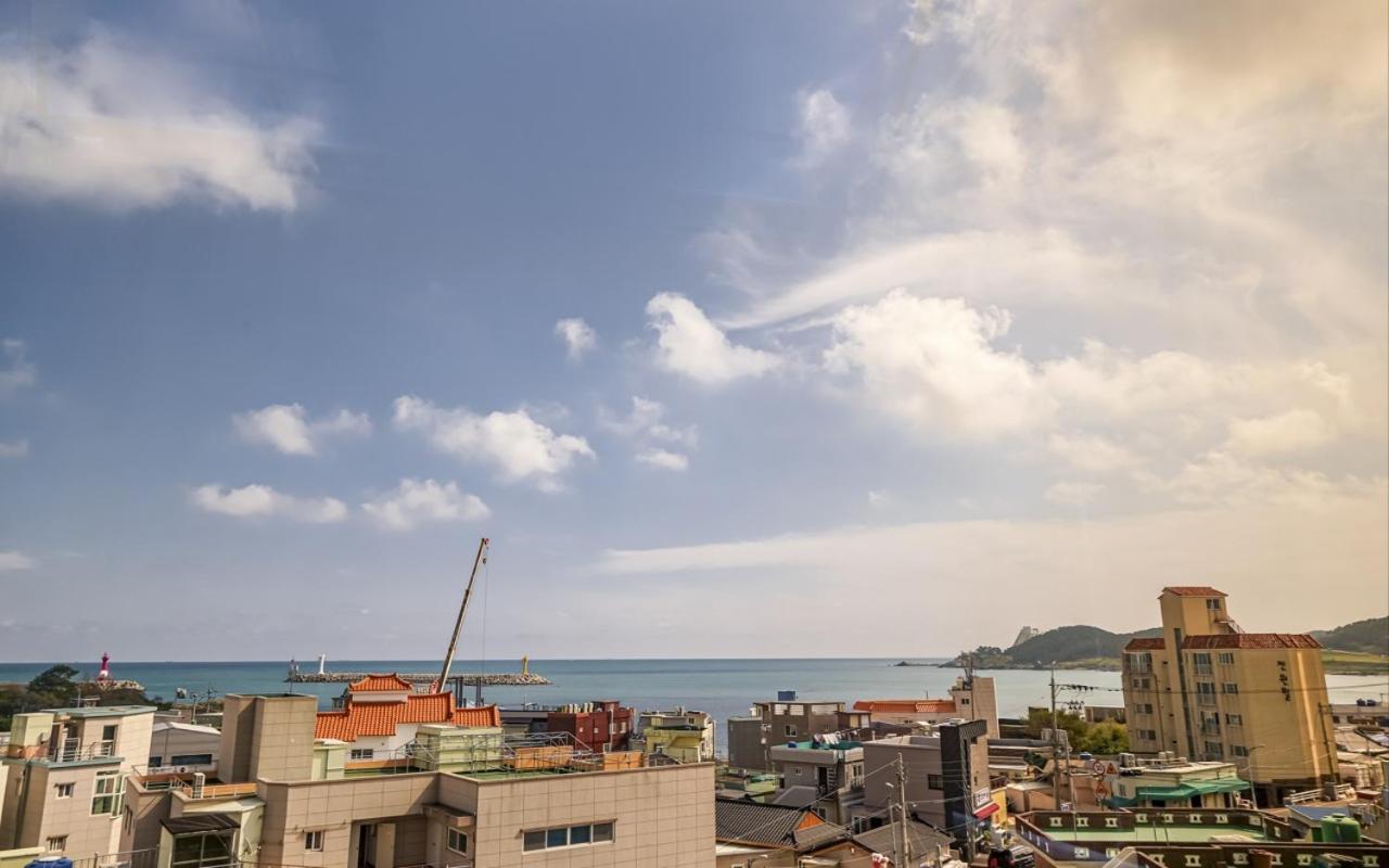 Gijangyeonhwari No,25 Hotel Busan Exterior photo